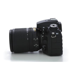 Nikon D7200 DSLR Camera with 18-140mm Lens